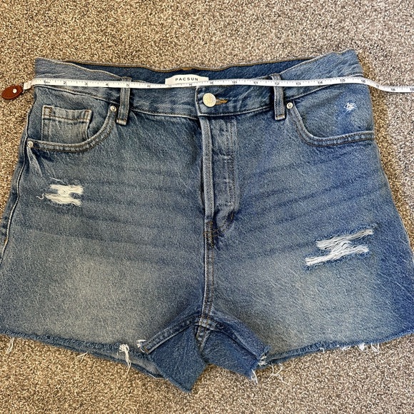 PacSun Vintage Denim Cut Off 3” Shorts Distressed Women’s Size 28 Boho Coastal - Picture 9 of 10